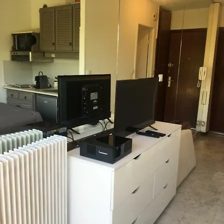 Hana Apartment *